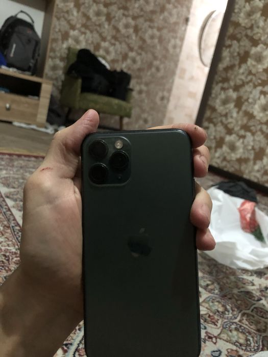 Айфон 11 про срочна !