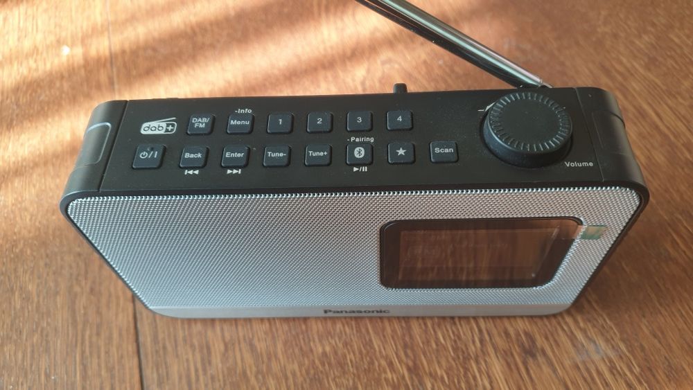 НОВО. Panasonic Bluetooth Блутут колонка Портативно преносимо турестическо FM  Radio  Транзистор  Радио плеър  музика