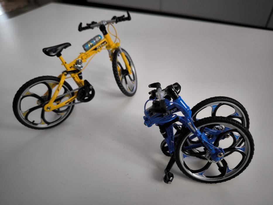 Macheta bicicleta metalica noua, scara 1:10