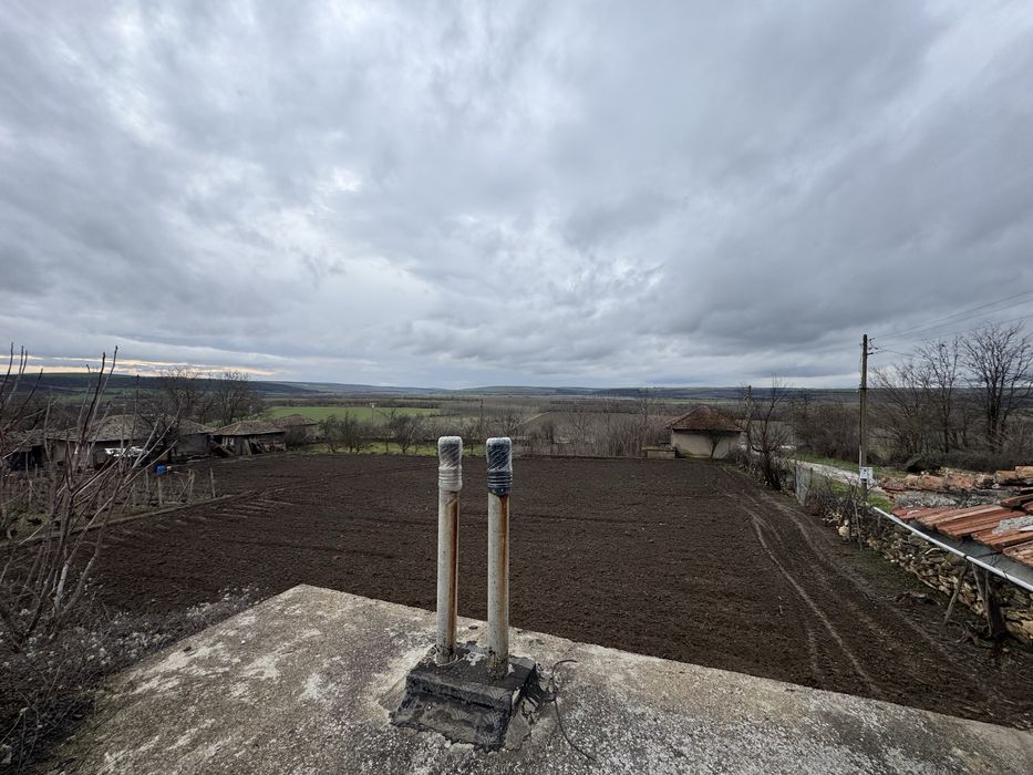 Продавам къща в Село Белцов