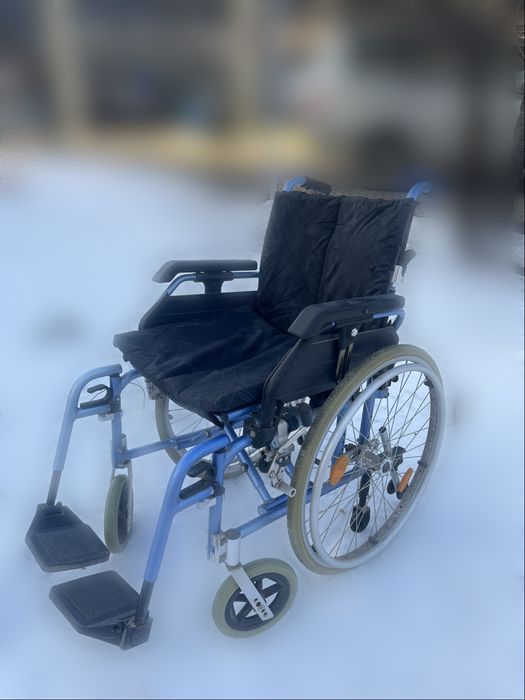 Инвалидная коляска