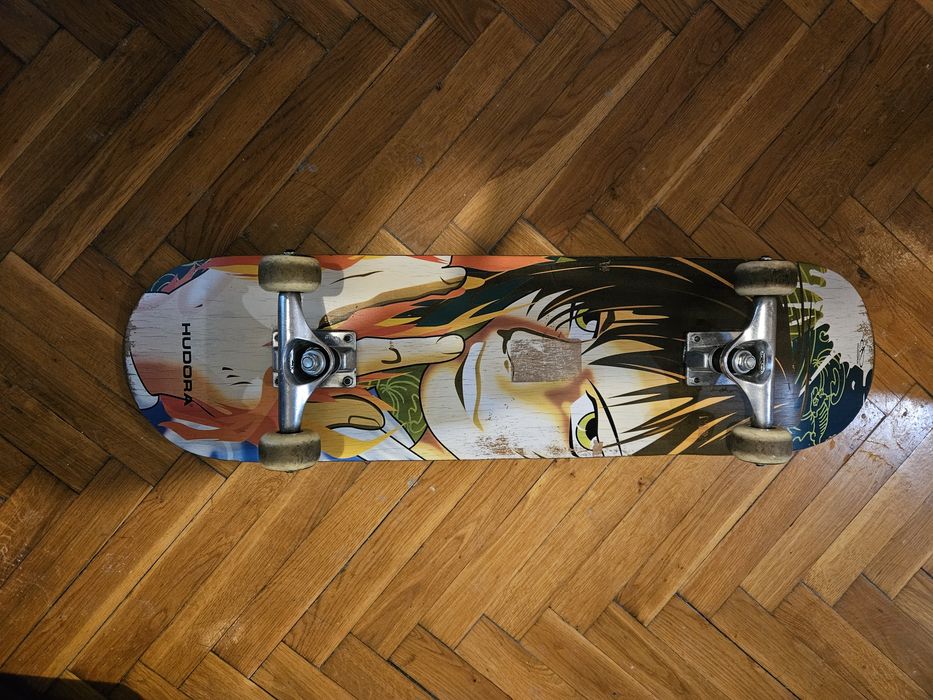 Продавам скейборд Hudora