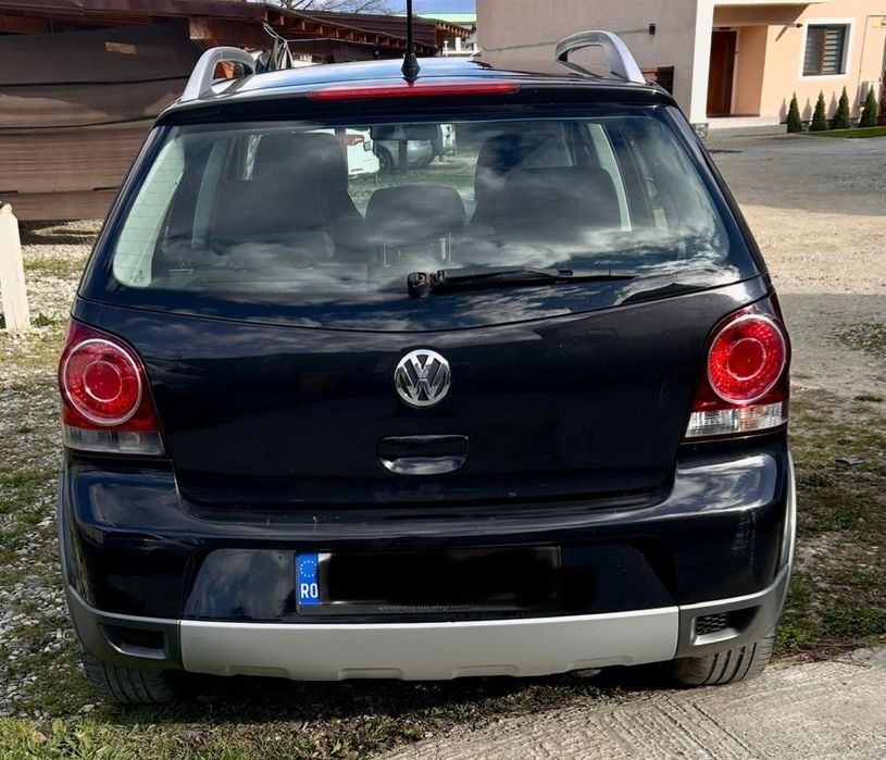 Vand polo cross 1.4 benzina