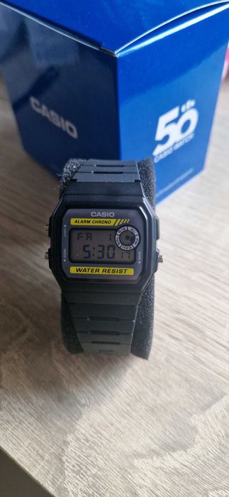 Продавам Casio F-94WA-9