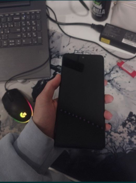 Продам Samsung A72