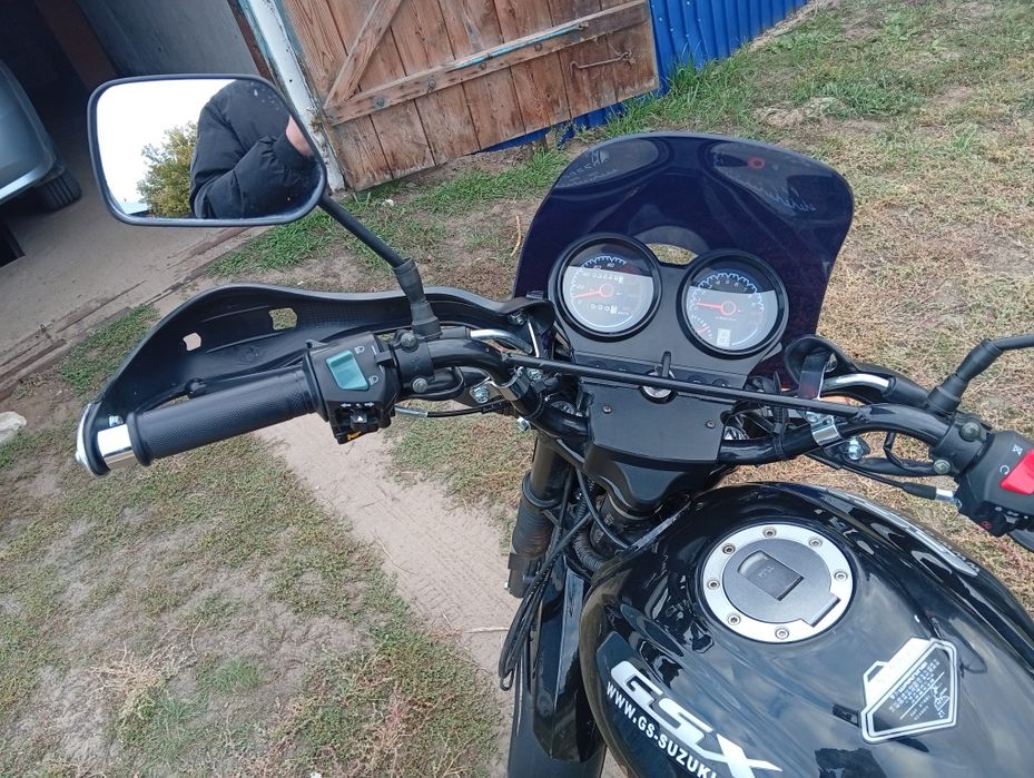 Мотоцикл Suzuki gsx 200
