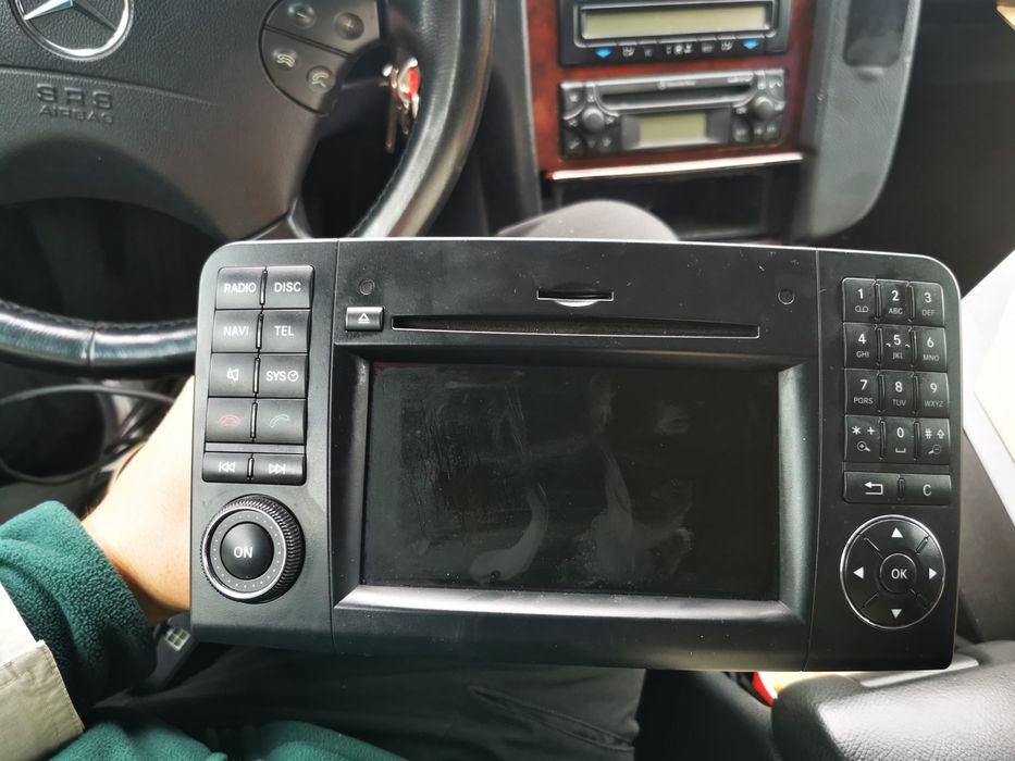 Navigatie OEM Mercedes ML W164 Model BD 0831