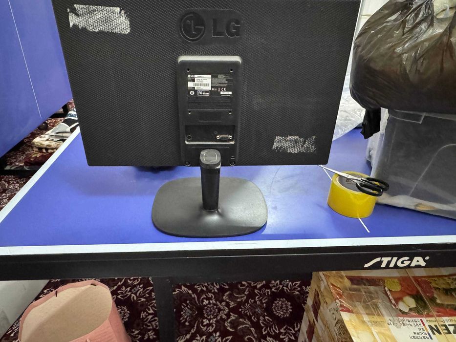 Монитор LG старый