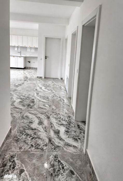 Parter casă nouă de închiriat – 110 mp, 3 camere, curte