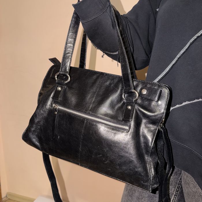 Дамска чанта от естествена кожа