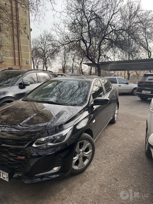 Шевролет Оникс премьер 15.000$ 38.000пробег
