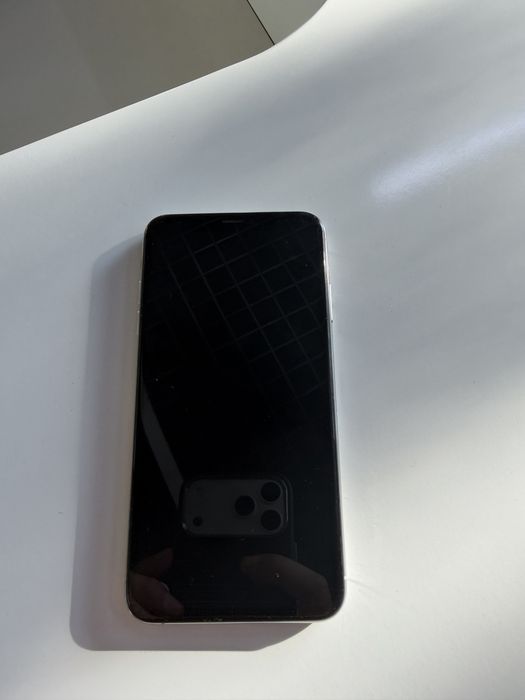 Iphone xs max o’zi