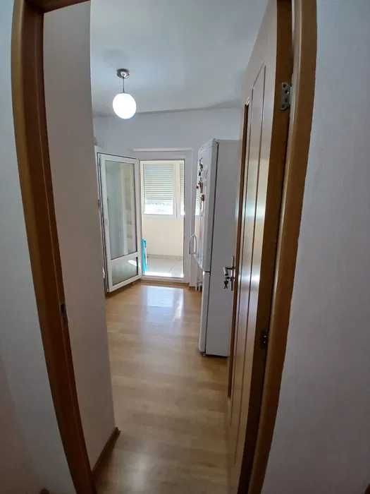 Apartament 2 camere, zona Buzăului.