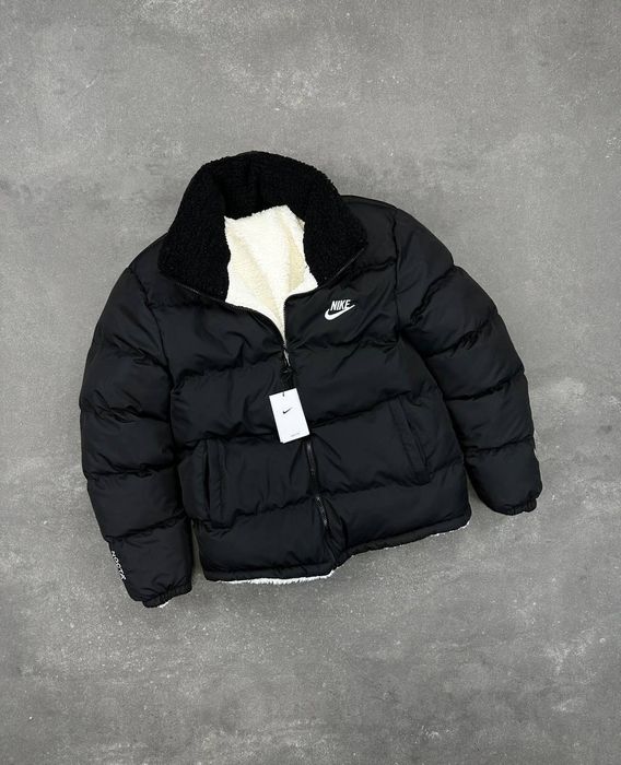 Geaca Nike cu 2 fete.Toate mărimile.Calitatea cea mai buna de pe piață