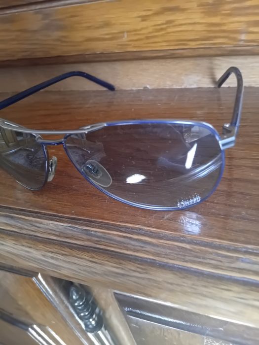 Vând ochelari de soare gucci