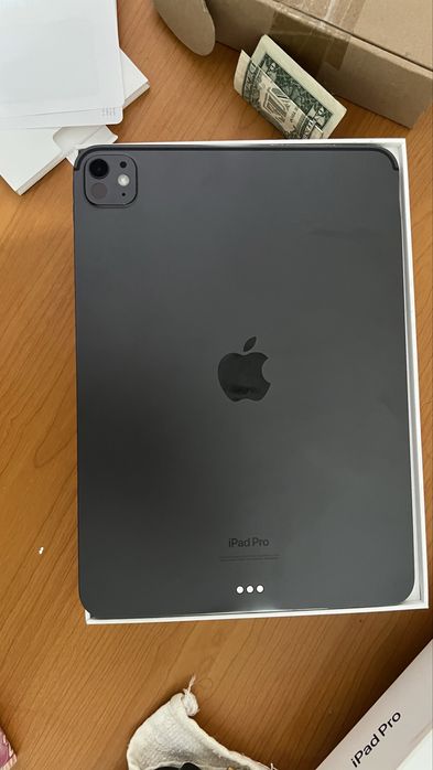 Ipad Pro M4 chip 256