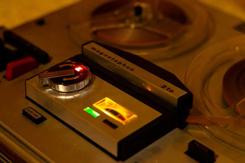 Magnetofon Telefunken 210