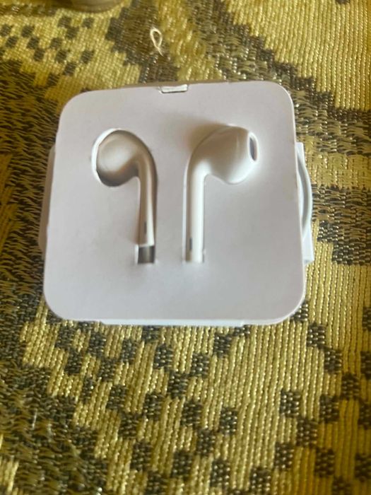 Телефон Iphone 11 128 GB