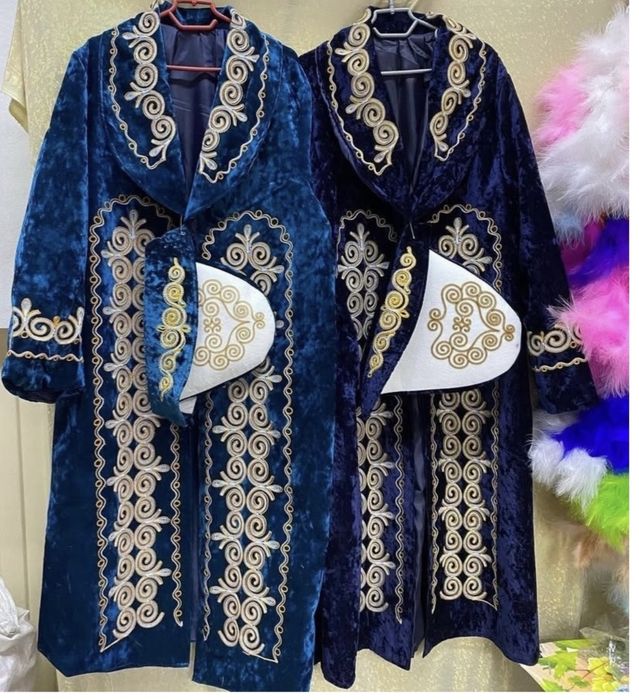 Мужские рубашки  и шапандар новые
