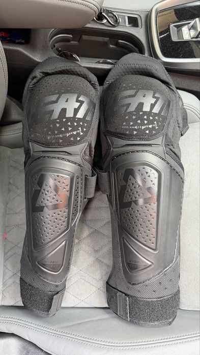 Protectii genunchi moto Leatt 3DF Hybrid EXT L/XL