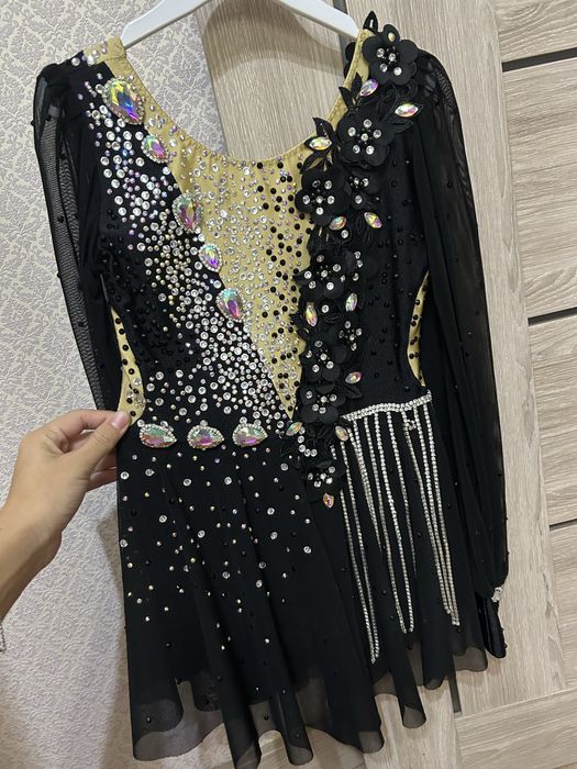Продам купальник для фигурного катания или для танцев