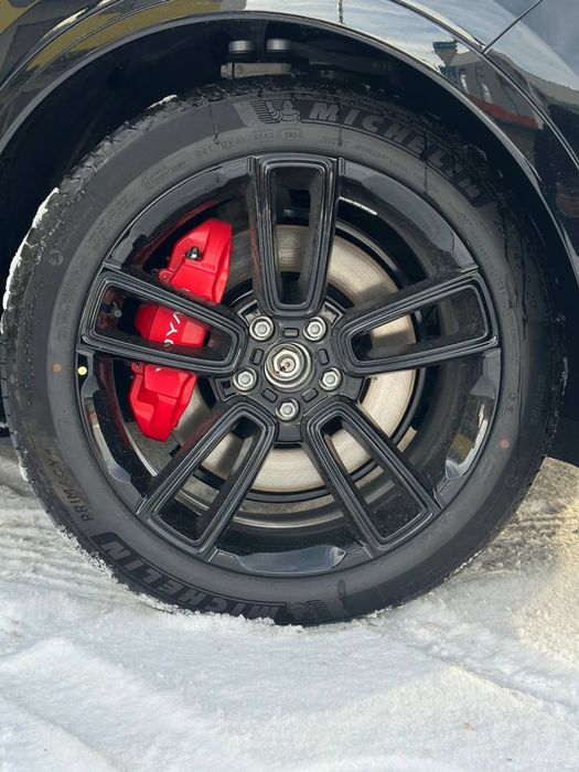 Voyah Free 318 restyling nalichi shoshilamiz