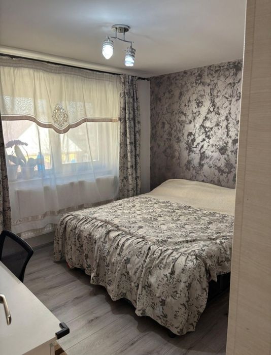 Casă tip duplex , 4 dormitoare.