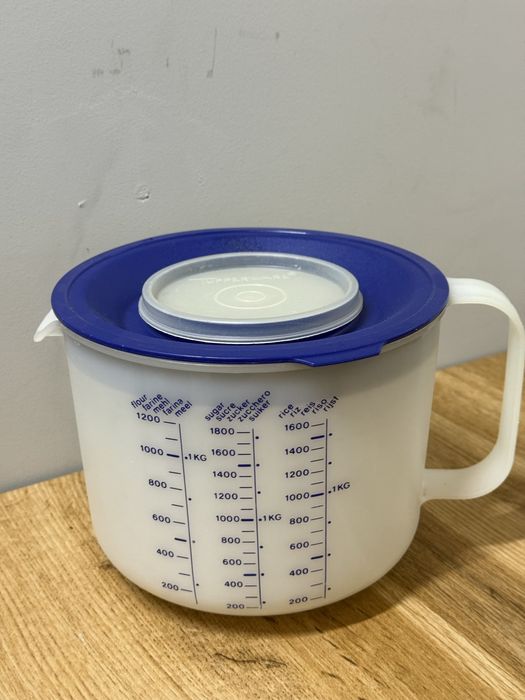 Посуда Tupperware бу в хорошем состоянии