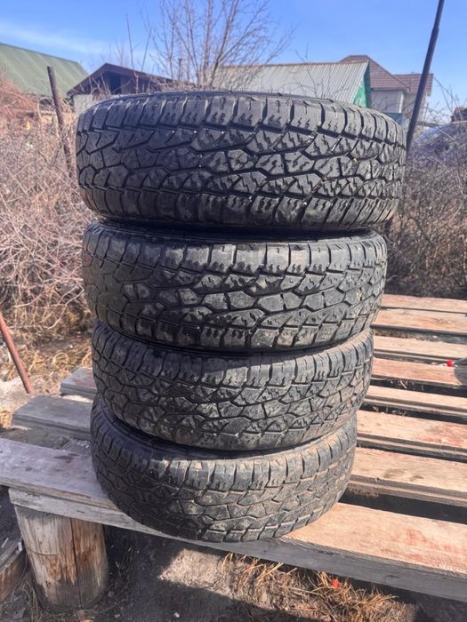 Продам шиный 205/70/15