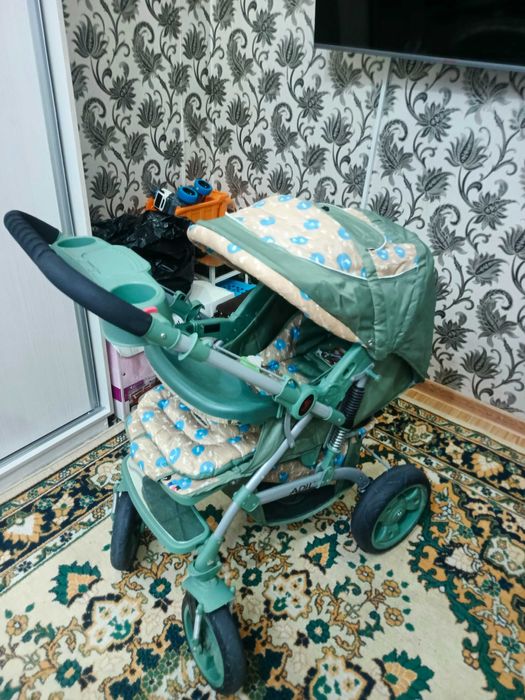 Коляска детская в отличном состоянии