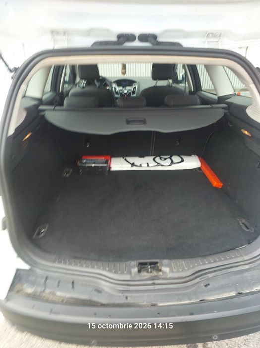 FORD Focus 2012 — imagine 5