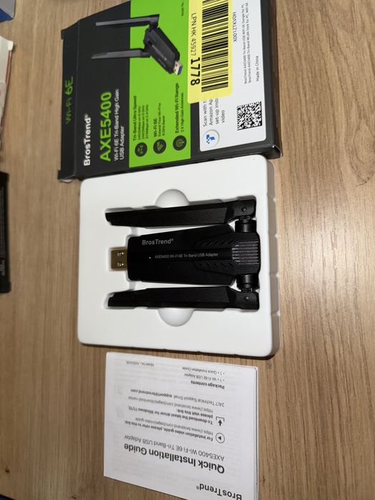 Adaptor WiFi NEWFAST 5400Mbps USB WiFi 6E,Antenă WiFi Tri-Band 6/5GHz