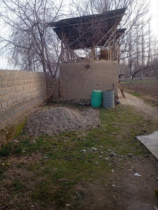 Участка сотилади пустой жой исузуга бартер бор