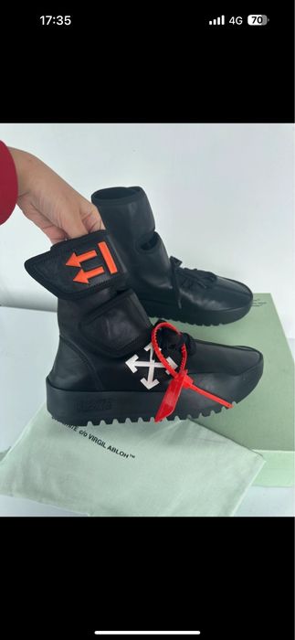 Off-White Sneakers
