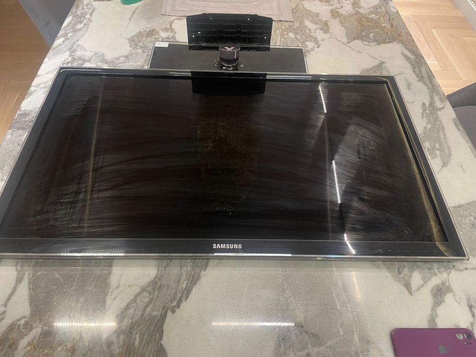 Телевизор Samsung LED