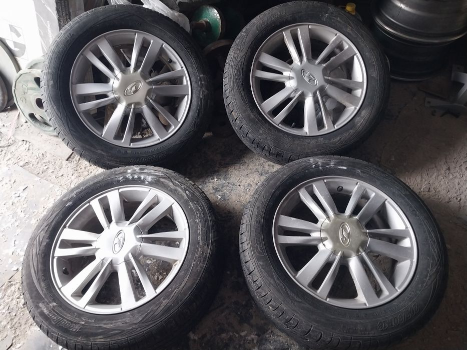 Диски R16. На Lada vesta. С резиной.