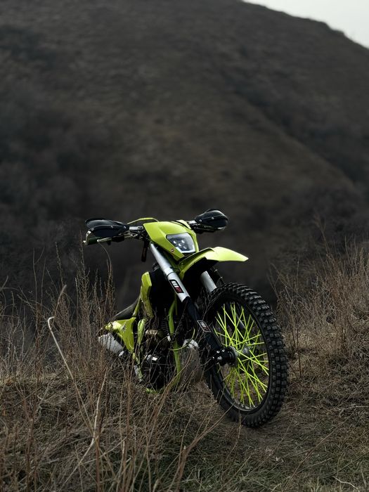 Обменяю zuumav K5 CB300 на водянку 174-177 мотор