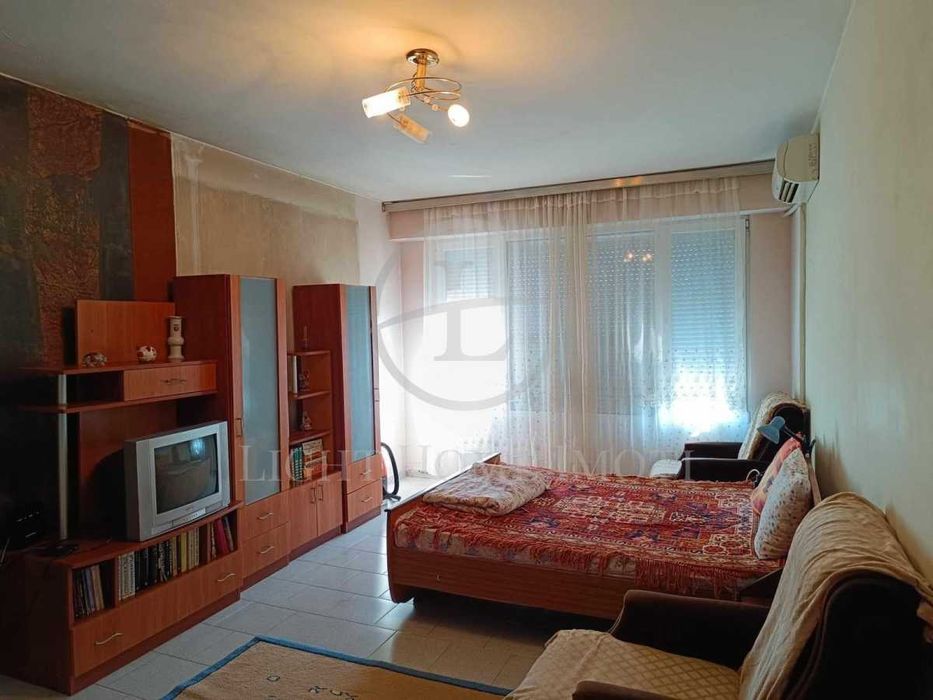 Продава се Двустаен апартамент в Пловдив, Христо Смирненски - 60 кв.м за 1530 €/кв.м - Снимка #1