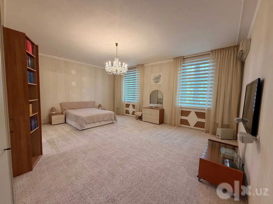 Сдаётся 3-комн ул. Чехова, кафе Bon, 150 м²