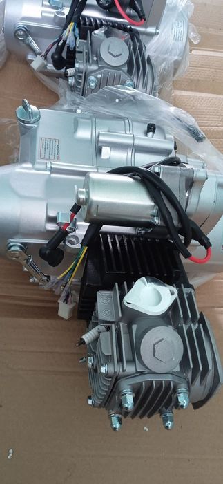 Продаётся 110 кубовый механический двигатель  НОВЫЙ.