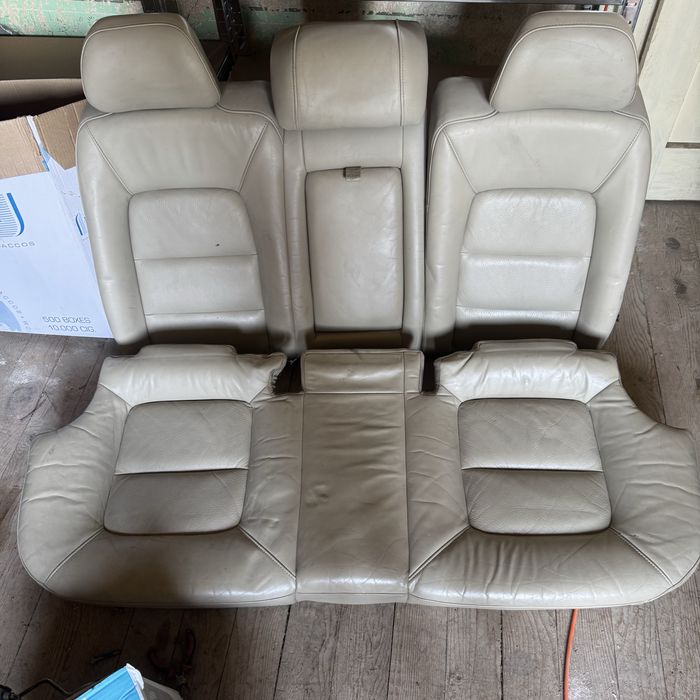 Салон за Volvo S80 P3 2009 година