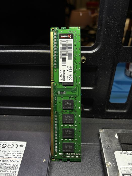 RAM памет на 4GB