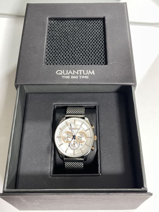Часы Турецкого бренда Quantum