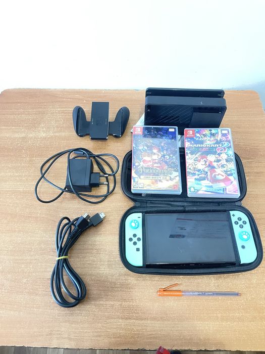 Продам игровую приставку