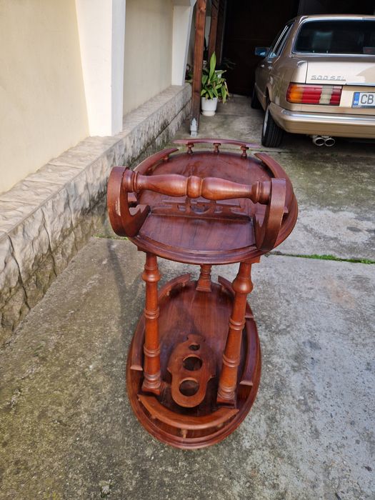 Страхотна антикварна белгийска дървена количка за сервиране