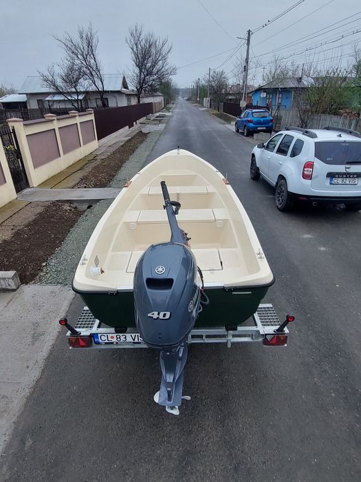 Ansamblu barcă +motor