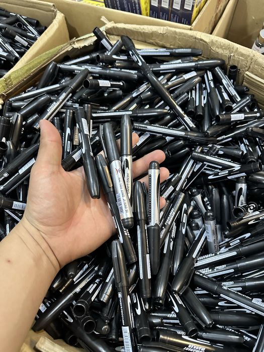 Чёрные маркеры