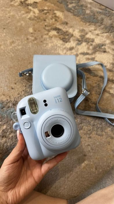 Камера instax mini 12