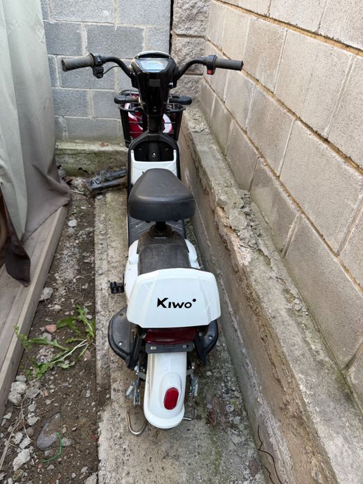 Продам электрический скутер