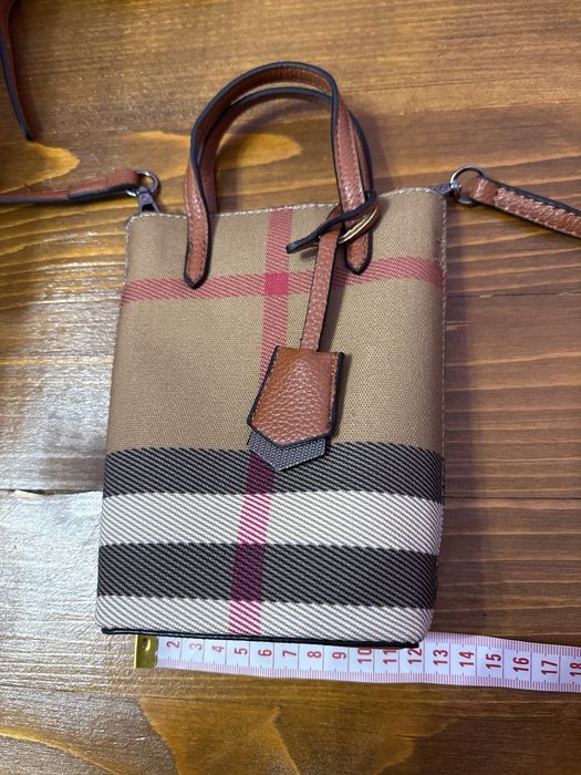 Мини чанта тип burberry